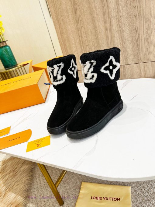 p. Classic Lv snow boots are made of handmade patchwork fabric, and each pair of shoes consu2s1mpbp2 - Image 4