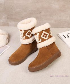 p. Classic Lv snow boots are made of handmade patchwork fabric, and each pair of shoes consuvwt6hyxe