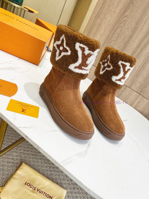 p. Classic Lv snow boots are made of handmade patchwork fabric, and each pair of shoes consuos9zd3p2 - Image 10