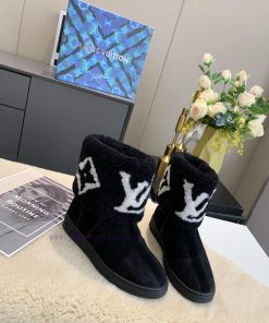 p. Classic Lv snow boots are made of handmade patchwork fabric, and each pair of shoes consulea4win8