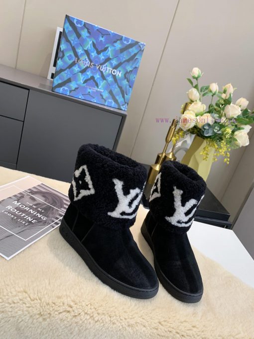 p. Classic Lv snow boots are made of handmade patchwork fabric, and each pair of shoes consulea4win8 - Image 2