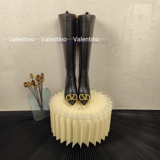 Long boots and short boots 450𝑽𝒂𝒍𝒆𝒏𝒕𝒊𝒏𝒐ValentinoSharp metal buckle bootsFabric calf leatherLxyy0v06z - Image 3