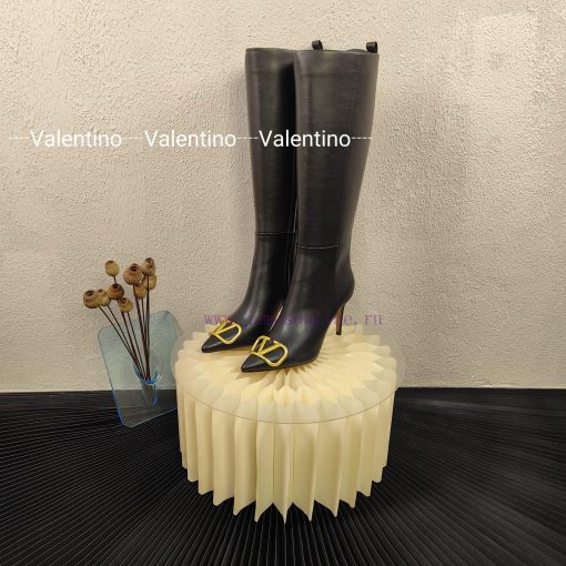 Long boots and short boots 450𝑽𝒂𝒍𝒆𝒏𝒕𝒊𝒏𝒐ValentinoSharp metal buckle bootsFabric calf leatherLxyy0v06z - Image 4