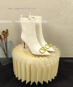 Long boots and short boots 450𝑽𝒂𝒍𝒆𝒏𝒕𝒊𝒏𝒐ValentinoSharp metal buckle bootsFabric calf leatherLe8fr8gil