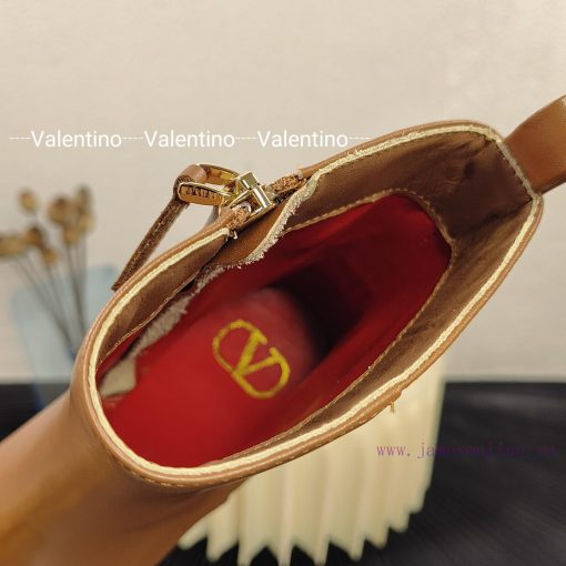 Long boots and short boots 450𝑽𝒂𝒍𝒆𝒏𝒕𝒊𝒏𝒐ValentinoSharp metal buckle bootsFabric calf leatherLf1emaxjo - Image 10
