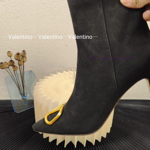 Long boots and short boots 450𝑽𝒂𝒍𝒆𝒏𝒕𝒊𝒏𝒐ValentinoSharp metal buckle bootsFabric calf leatherLtgz1u1gk - Image 8