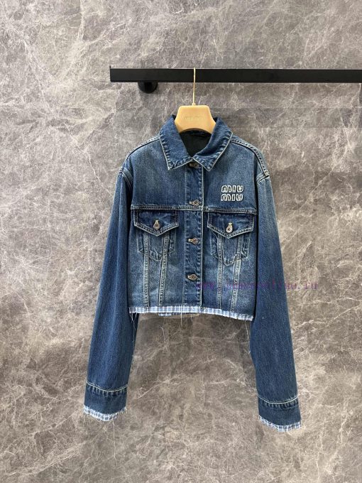 ZW61069 Miumi * 25Ss Spring/Summer New Intelligent Molecular Academy Style Pattern Splicing Cow gbwif44n