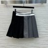 CB77557 Prada 25 Spring/Summer Color Contrast Splicing Hundred Fold Half Skirt Paired With A Co w1nzkpka
