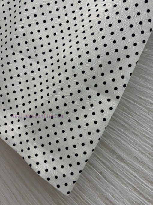 CL77570 Valentino 25 Spring/Summer New Collection Red Velvet Decorative Polka Dot Print Short S v43zyf9a - Image 7