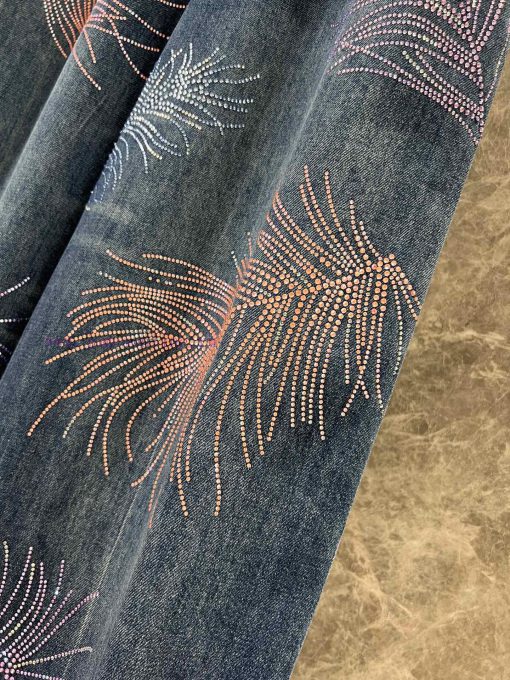 ZK61082 Chanel 25S Spring/Summer New Feather Hot Diamond Jeans | YB Has Developed A Classic Den inmkymxt - Image 8