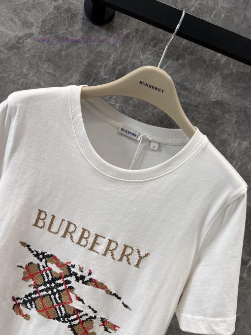 ZT61085 Burberry 25Ss Spring/Summer New Knight Warrior Embroidered Round Neck Short Sleeve T-sh f6fdqjrk - Image 4