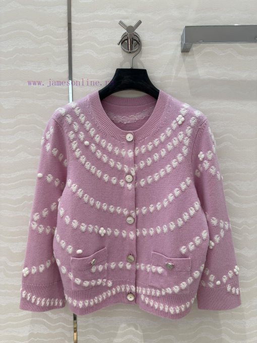 High End AW76729 Coco Chanel 25P High-end Pearl Series Cashmere Cardigan With Relief Three-dime 75m6jwr3