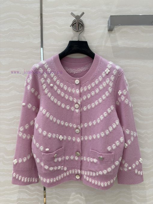High End AW76729 Coco Chanel 25P High-end Pearl Series Cashmere Cardigan With Relief Three-dime 75m6jwr3 - Image 2