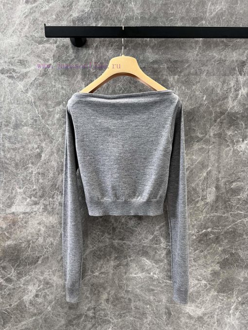 ZT60563 Miumi * 25Ss Early Spring New One Word Collar Letter Hooded Sweater | YB Developed One x34mr4sy - Image 3