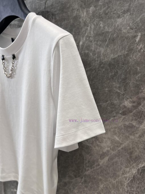 ZT60581 Louis Vuitton 25Ss Early Spring New Back Logo Printed Chain Short Sleeved T-shirt 丨 Dev a8zjav4d - Image 8