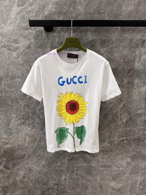 ZT60582 Gucci 25Ss Early Spring New Sunflower Letter Printed Short Sleeved T-shirt | Yb Develop atto4ir4 - Image 2