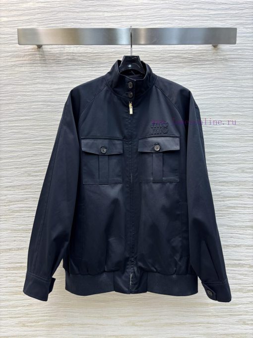 CW76203 Miu 25 Early Spring New Collection Logo Patch Embroidered Stand Up Collar Jacket Jacket pxzf64ay - Image 2