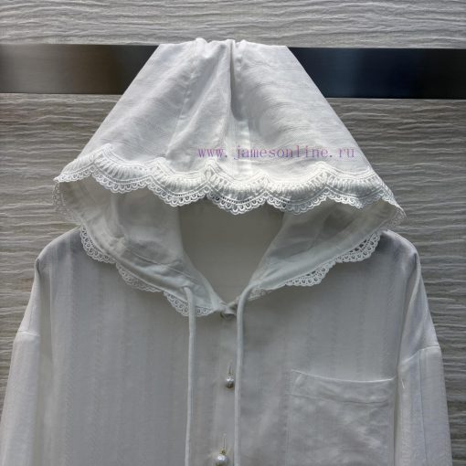 CC76250 D 25 Spring/Summer A Gentle And Romantic Lace Patchwork Hooded Shirt With Bee Embroider i9ggx6vp - Image 3