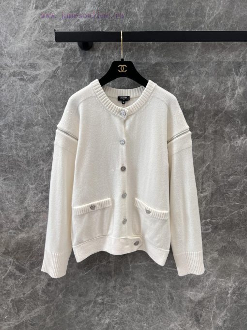ZK60628 Chanel 25p Early Spring New Collection Wang Yibo Men's God Same Style Cashmere Cardigan 60uuf9w3 - Image 2