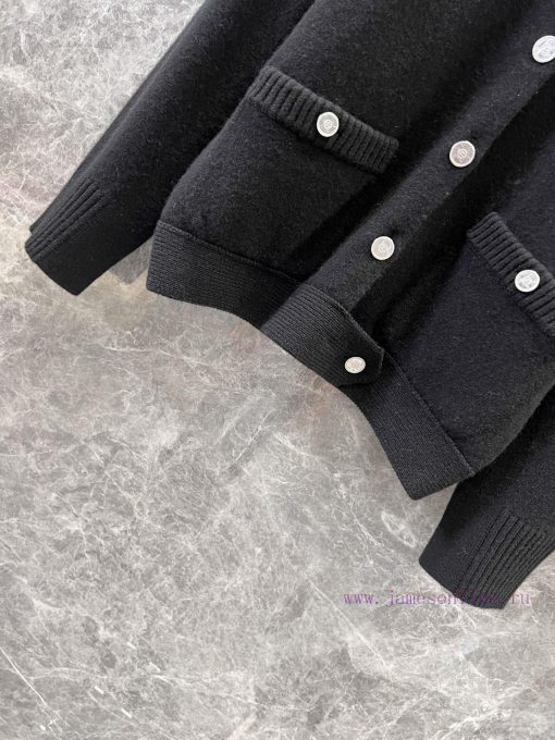 ZK60628 Chanel 25p Early Spring New Collection Wang Yibo Men's God Same Style Cashmere Cardigan nr5wbiz7 - Image 8