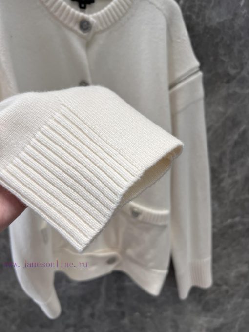 ZK60628 Chanel 25p Early Spring New Collection Wang Yibo Men's God Same Style Cashmere Cardigan 60uuf9w3 - Image 9