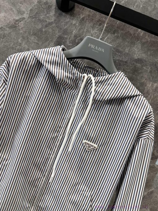 ZW60635 Prada 25Ss Early Spring New Vertical Stripe Hooded Lightweight Coat | Yb Has Developed hqyw4mij - Image 5