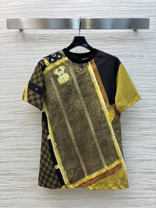 CT76300 Louis Vuitton 25 Early Spring New Collection Logo Chain Print Short Sleeved T-shirt Fas iruvid2q