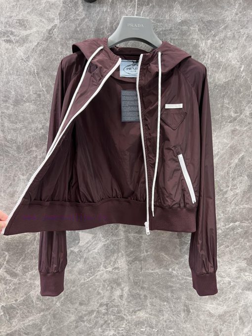 ZW60673 Prada 25Ss Early Spring New Triangle Logo Light And Thin Short Hooded Jacket Jacket | Y nb5m40wy - Image 3