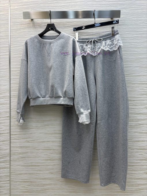 CT76530 Miu Miu 25 New Style Fake Two Piece Lace Lace Casual Set Round Neck Top+Lace Edge Casua h7py0dtz