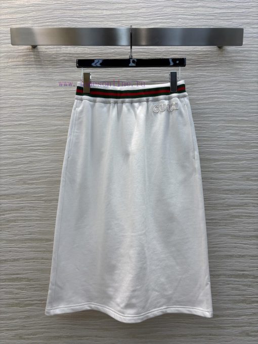 CB76580 Gucci 25 Spring/Summer New Collection Red And Green Ribbed Belt Straight Tube Long Half f641s3pj