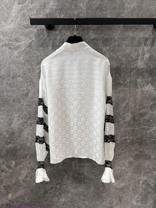 ZC60733 Chanel 25Ss Early Spring New Stand Up Collar Bundle Sleeve Jacquard Silk Shirt 丨 YB Dev 0rl6790h - Image 3