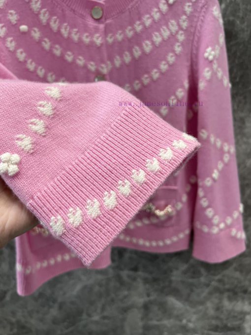 ZW60787 Chanel 25p Early Spring New Heavy Duty Pearl Chain Cashmere Cardigan | Developed And Pr u3oe3c5d - Image 8