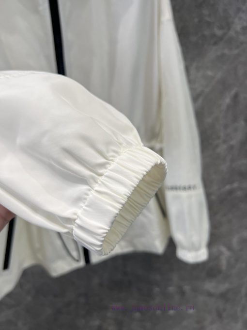 ZW60791 Burberry 25ss Early Spring New Lightweight Nylon Sunscreen Jacket Short Coat 丨 Develope c4tdfjrc - Image 9