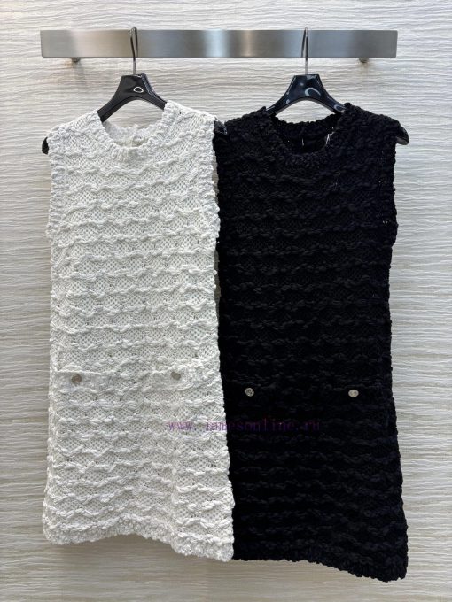 CL76733 Chanel 25 Spring/Summer Woven Crochet Hollow Out Sleeveless Vest Knitted Skirt The Uppe oo4yujw3