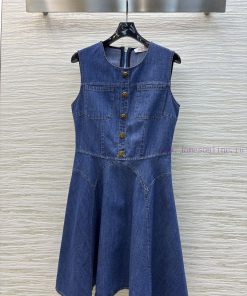 CL76930 Valentino 25 Spring/Summer Three Dimensional Cut Design Cowboy Sleeveless Dress This Dr x9c2535g