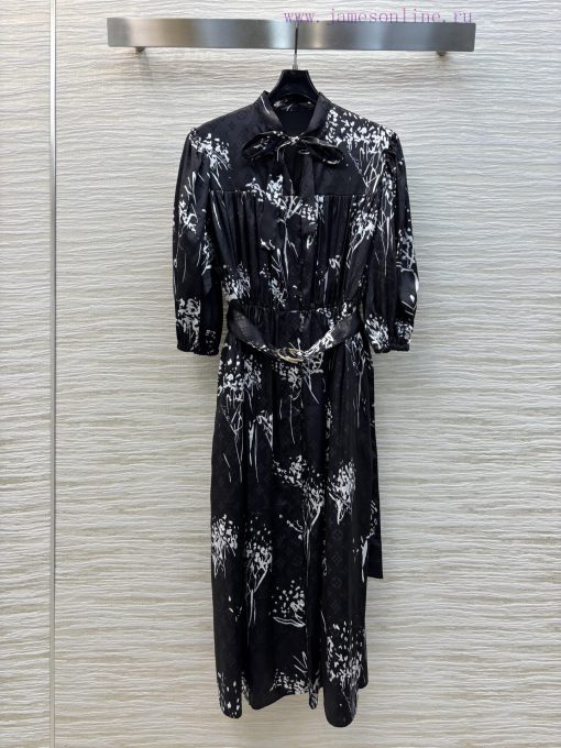CL76966 Louis Vuitton 25 Early Spring New Collection Featuring A Tree Logo Printed Ribbon Pleat wy0ojjo1