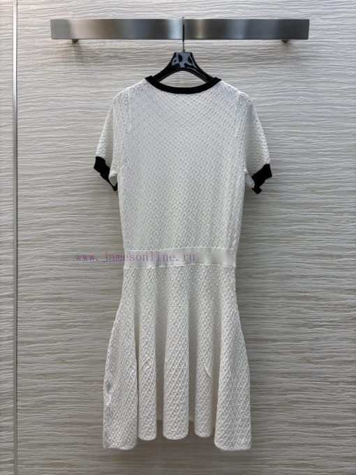 CL77003 Gucci 25 Early Spring New Collection Contrasting Short Sleeved Knitted Dress With A Cin n4g1zl1p - Image 9
