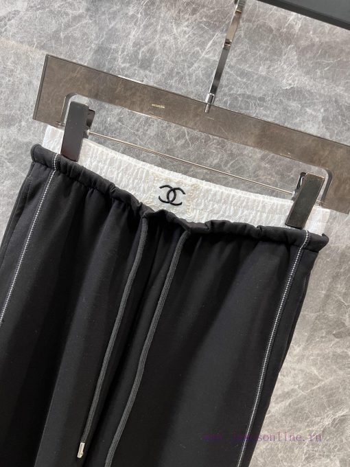 ZK60908 Chanel 25Ss Spring/Summer New Color Contrast Waist Drawstring Casual Pants 丨 Available iyq90bwf - Image 4