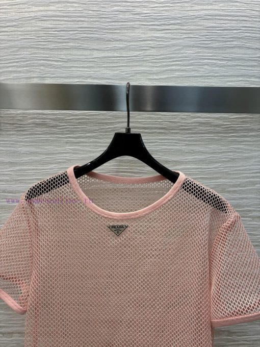 CT77105 Prada 25 Spring/Summer Pink Cotton Mesh T-shirt With Unique Age Reducing And Casual Sty wu4fir4z - Image 3