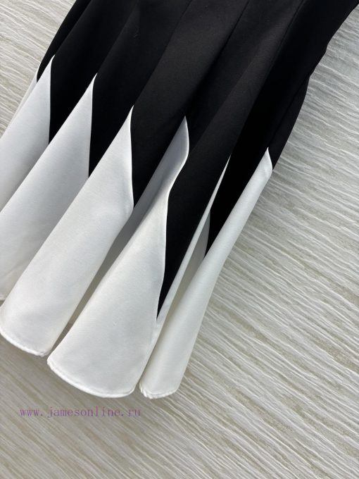 CL77113 Louis Vuitton 25 Spring/Summer Sailing Collection Elegant Black And White Color Matchin mo9449u3 - Image 5