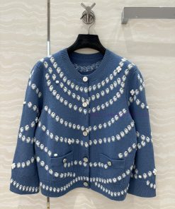 High End AW76729 Coco Chanel 25P High-end Pearl Series Cashmere Cardigan With Relief Three-dime p9saa67h
