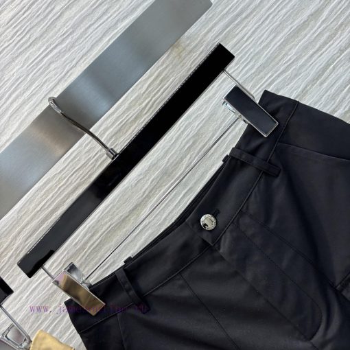 CK77133 Prada 25 New Model Triangle Pocket Workwear Shorts With Wide Legs. The Design Of The Wo 26kbug8v - Image 3