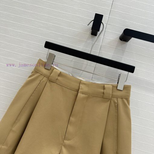BK76717 Alexander's New Spring And Summer Collection Of Pleated Workwear Shorts Customized With 6wb71vul - Image 3