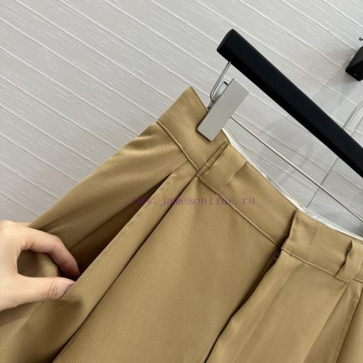 BK76717 Alexander's New Spring And Summer Collection Of Pleated Workwear Shorts Customized With 6wb71vul - Image 4