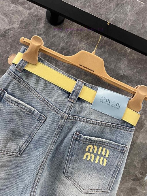 ZK60979 MiuMi * 25Ss Spring/Summer New Goddess Same Style Five Part Jeans | Produced This Pair y5nhmt1b - Image 5