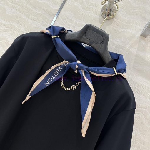 AT76955 By The Pool Sailing Vacation Series High Intelligence Wearing Silk Scarf T-shirt Made O 5encqy2t - Image 6
