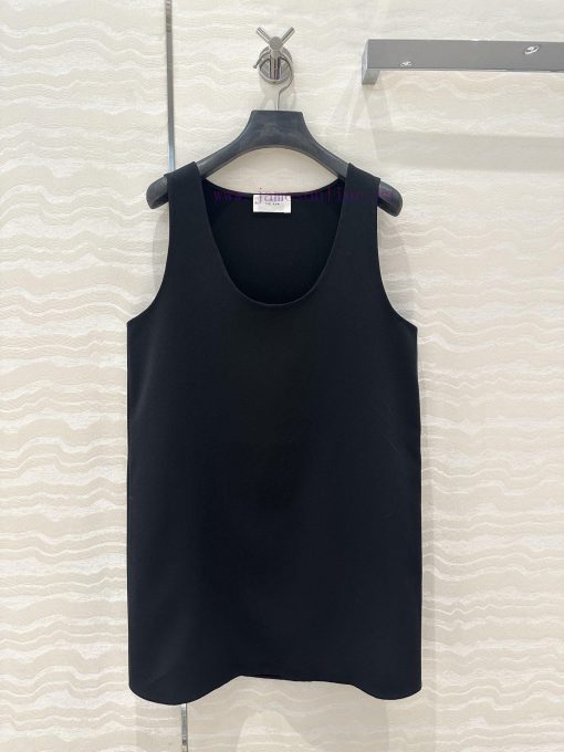 AT77213 Row Is A Stylish And Intelligent High-end Acetate U-neck Vest That Is Both Handmade And 5r7m6ebf