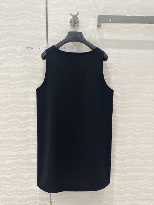 AT77213 Row Is A Stylish And Intelligent High-end Acetate U-neck Vest That Is Both Handmade And 5r7m6ebf - Image 9