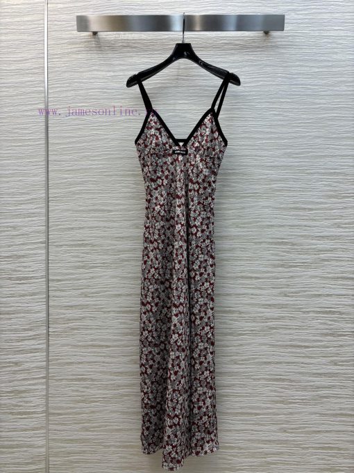 CL77312 Miu Miu 25 Spring/Summer Small Floral V-neck Spaghetti Strap Dress Is A Must-have Sexy r4o8k5yh - Image 2