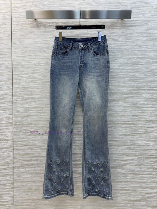 CK75281 Louis Vuitton 25 Early Spring Collection Classic Floral Pattern Micro Pull Jeans. This n74f38h4